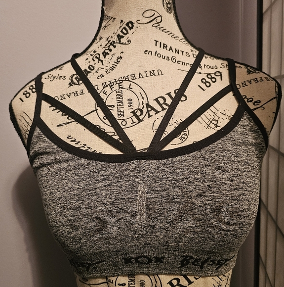 Betsey Johnson Other - Betsey Johnson Strappy Sports Bra